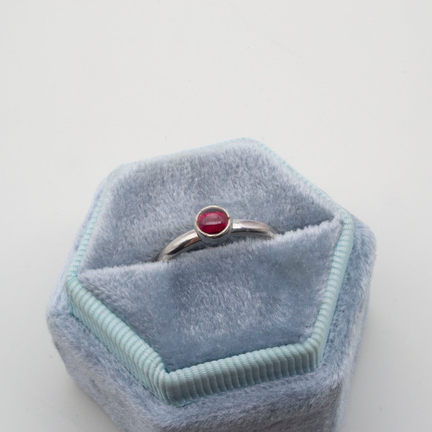 Garnet cabochon ring Size K