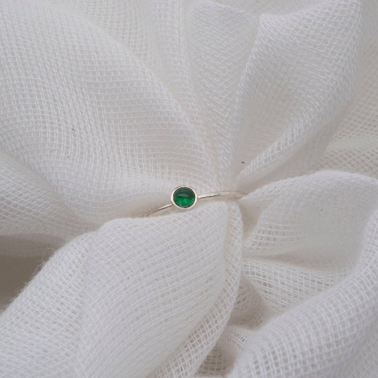 Green emerald skinny ring