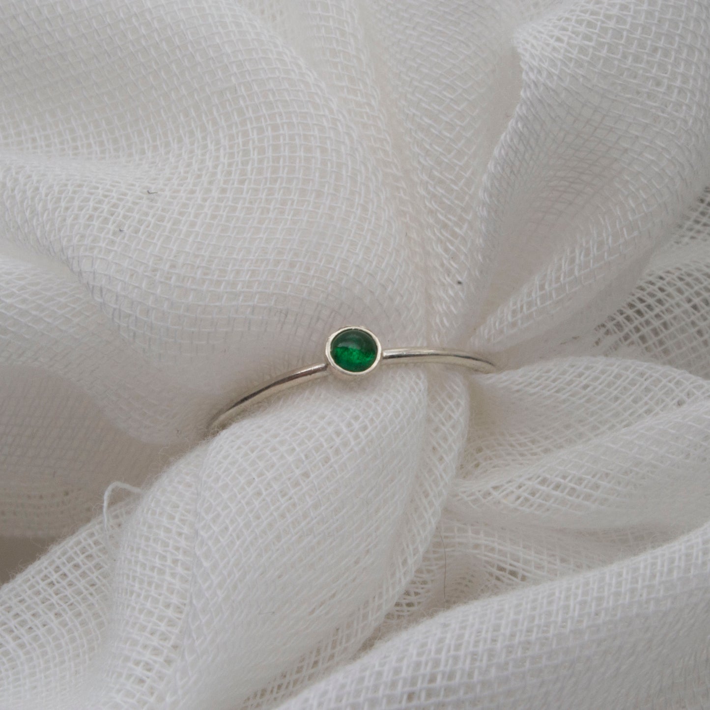 Green emerald skinny ring