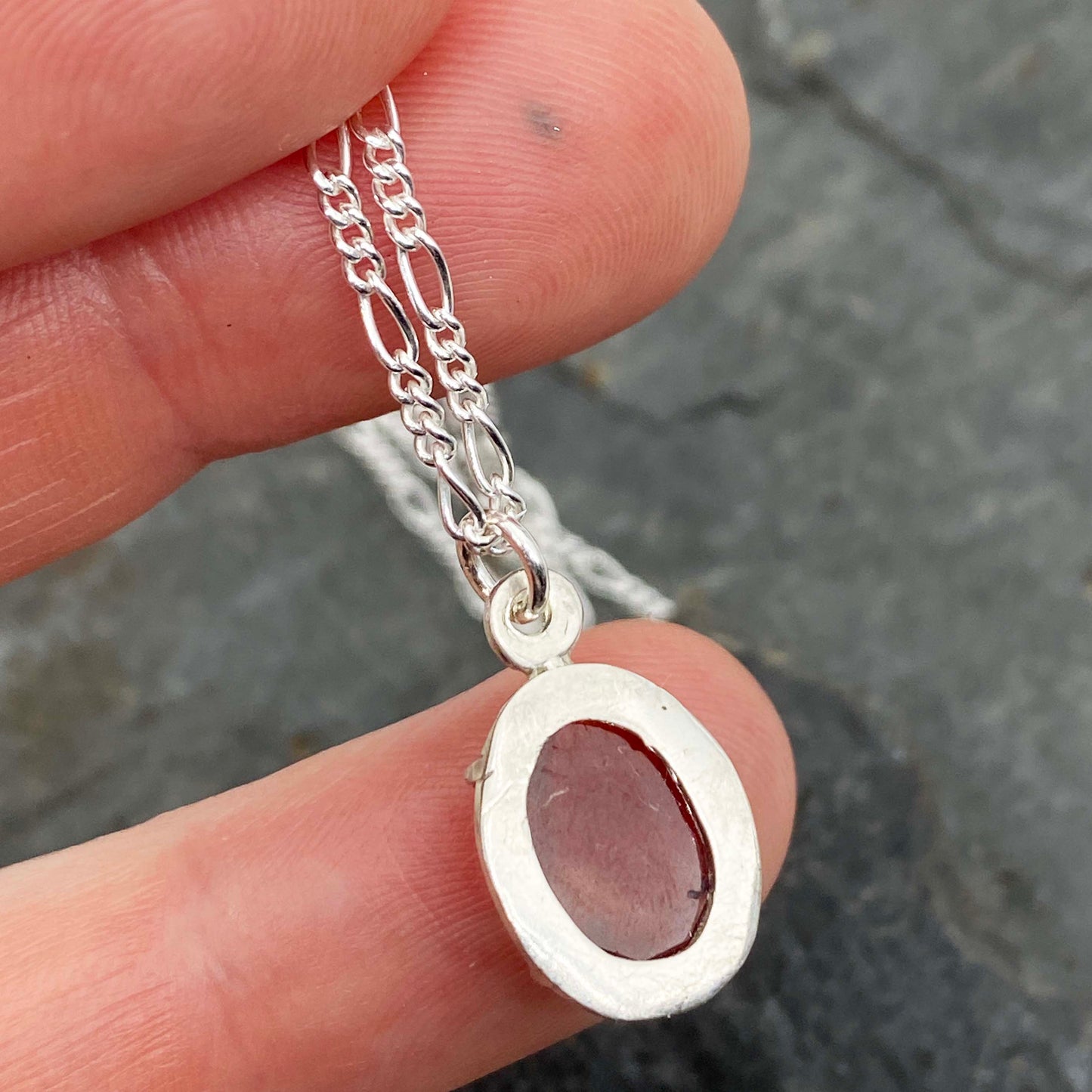 Garnet pendant necklace