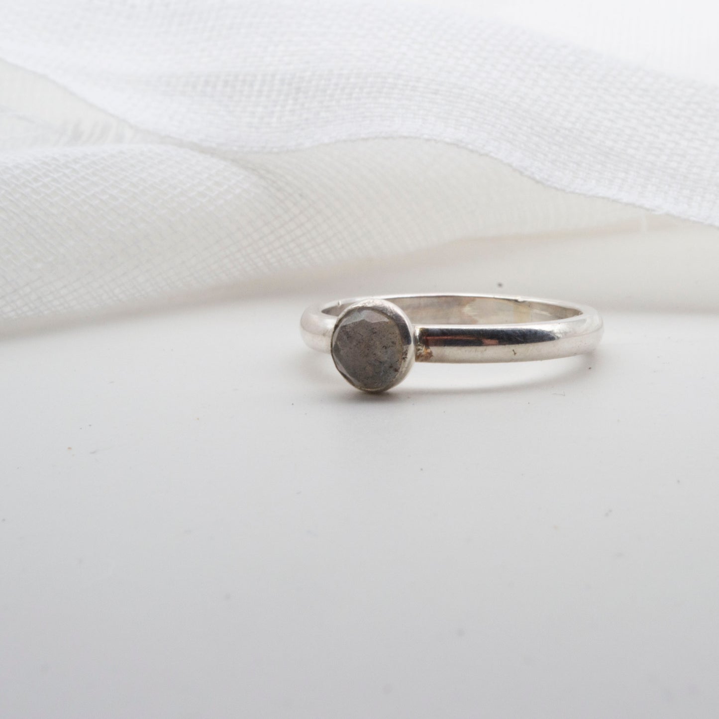 Labradorite rose cut ring size J1/2