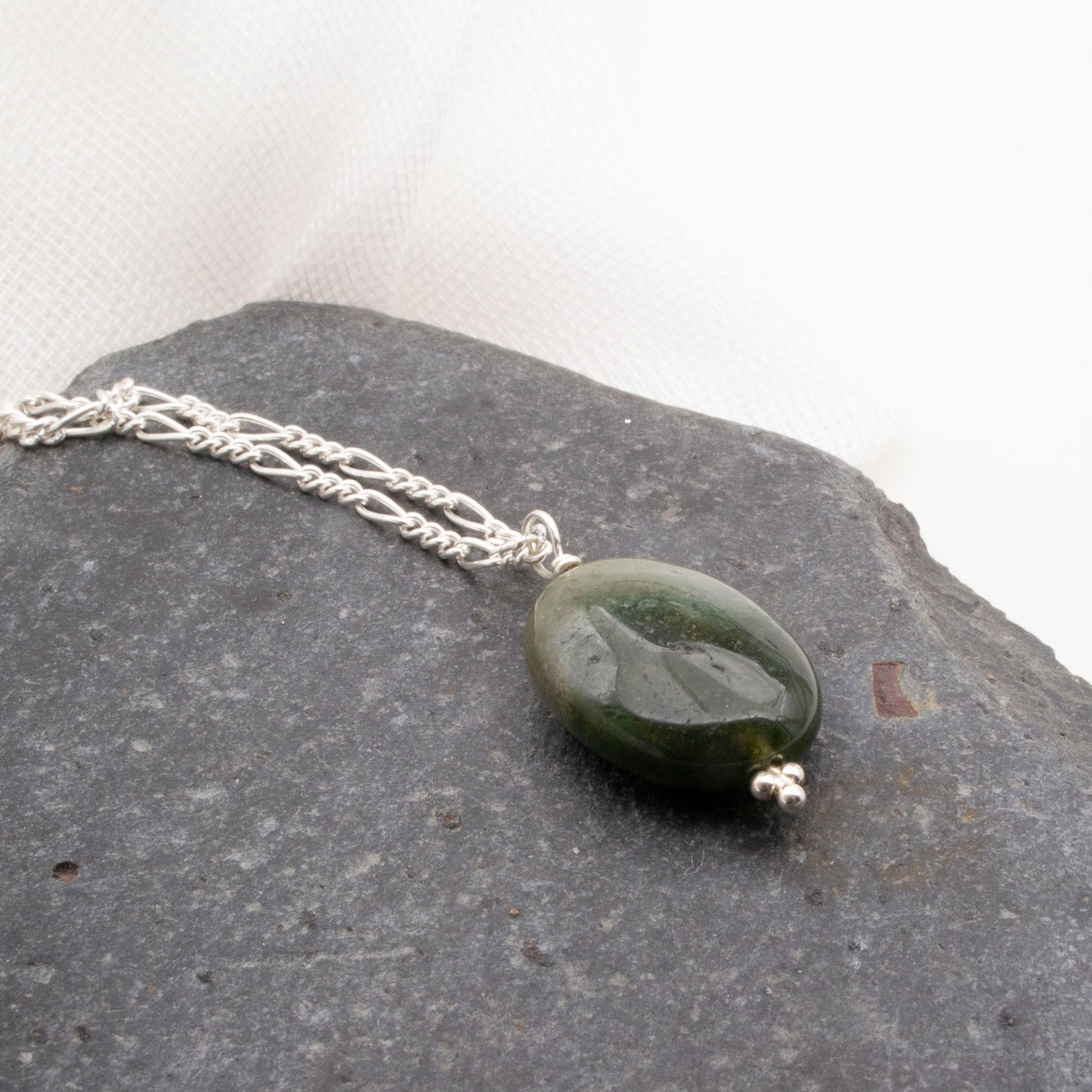 Mossy agate pendant 10
