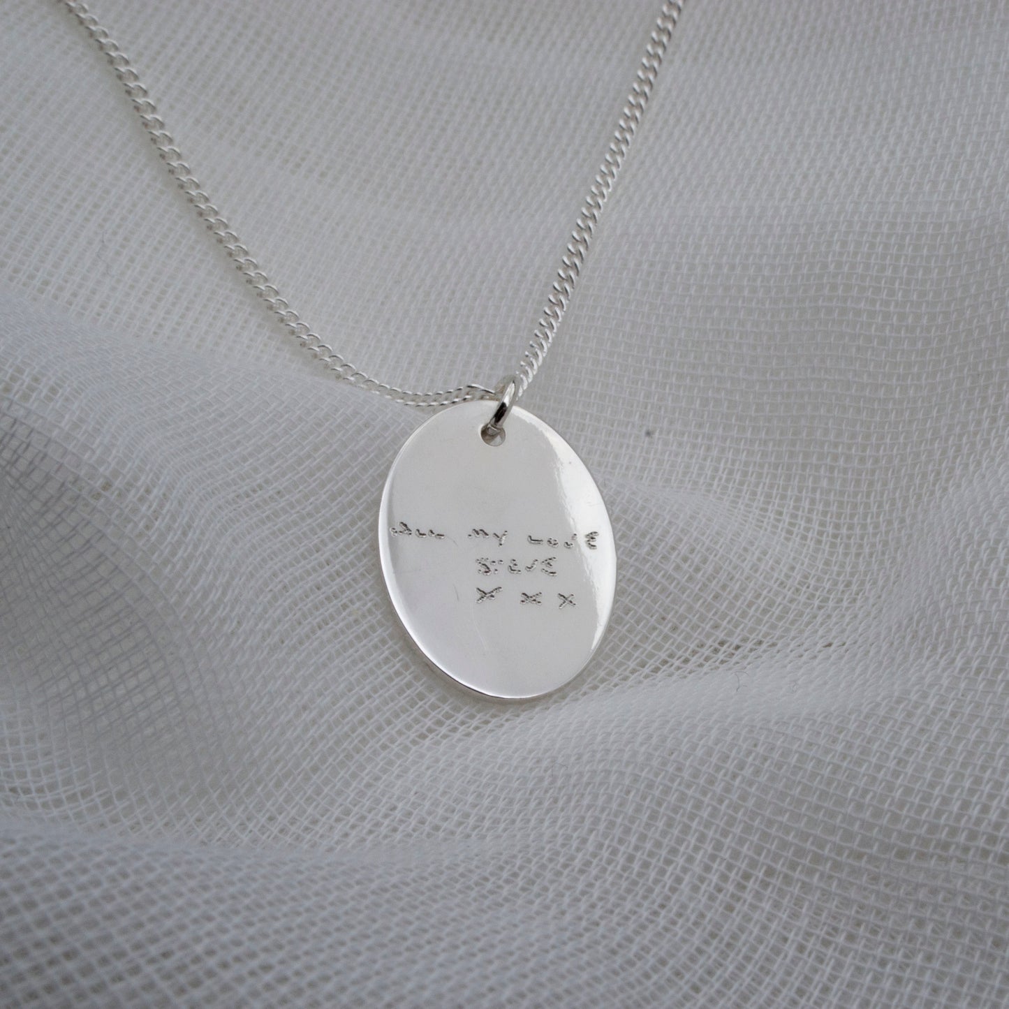 Handwriting pendant necklace in sterling silver - Oval