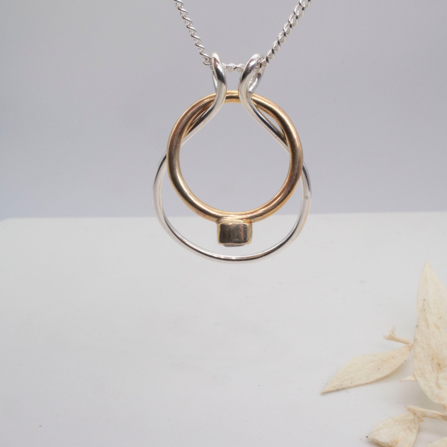 Ring holder pendant necklace