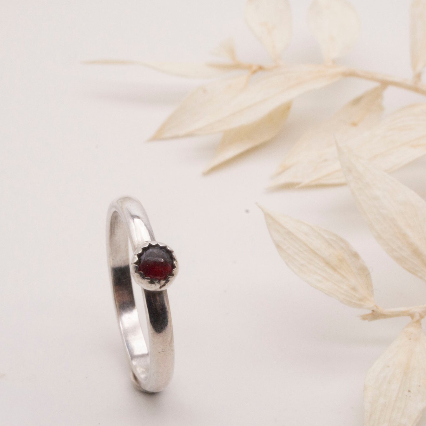 Garnet cabochon ring Size M