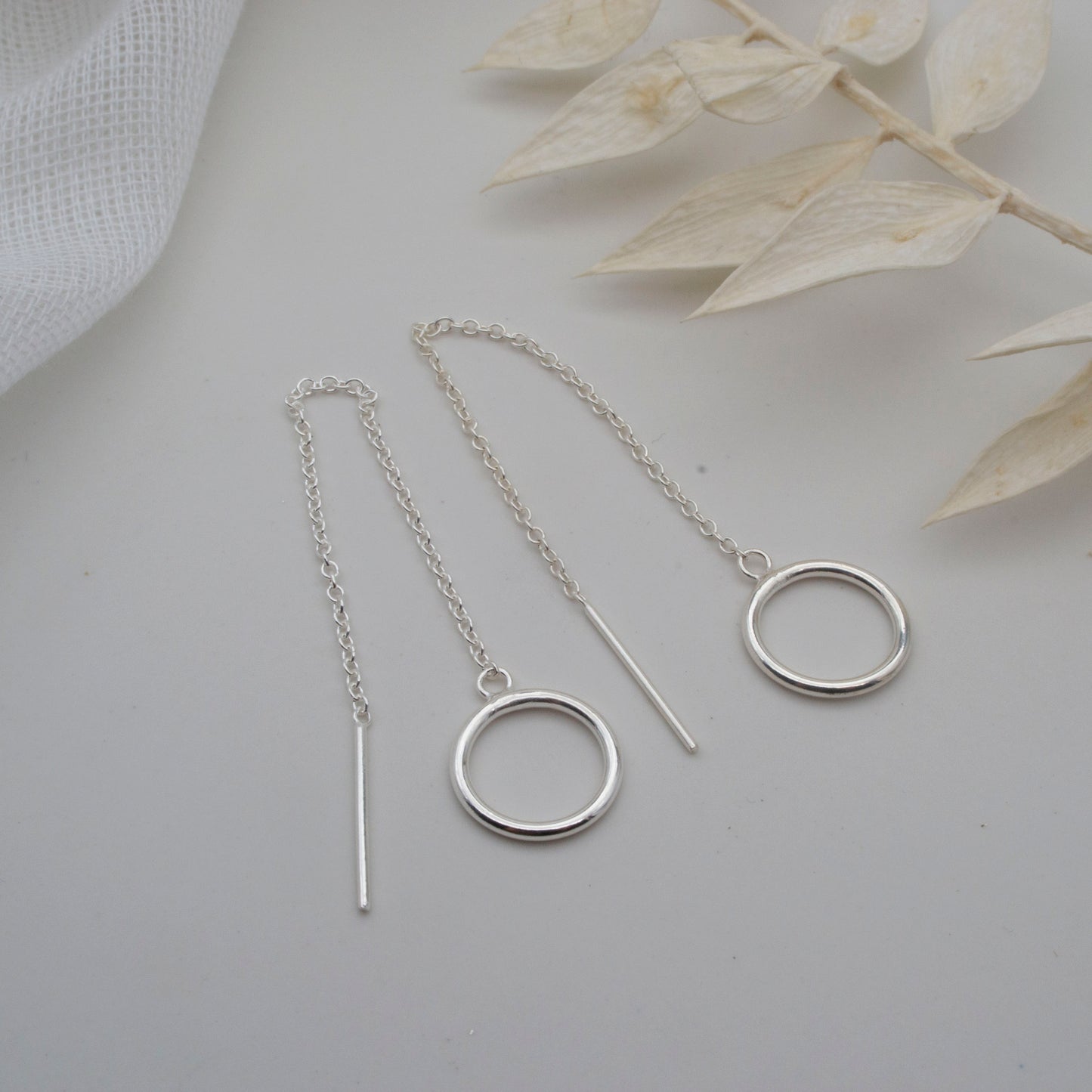 Simplicity circle threader earrings - sterling silver