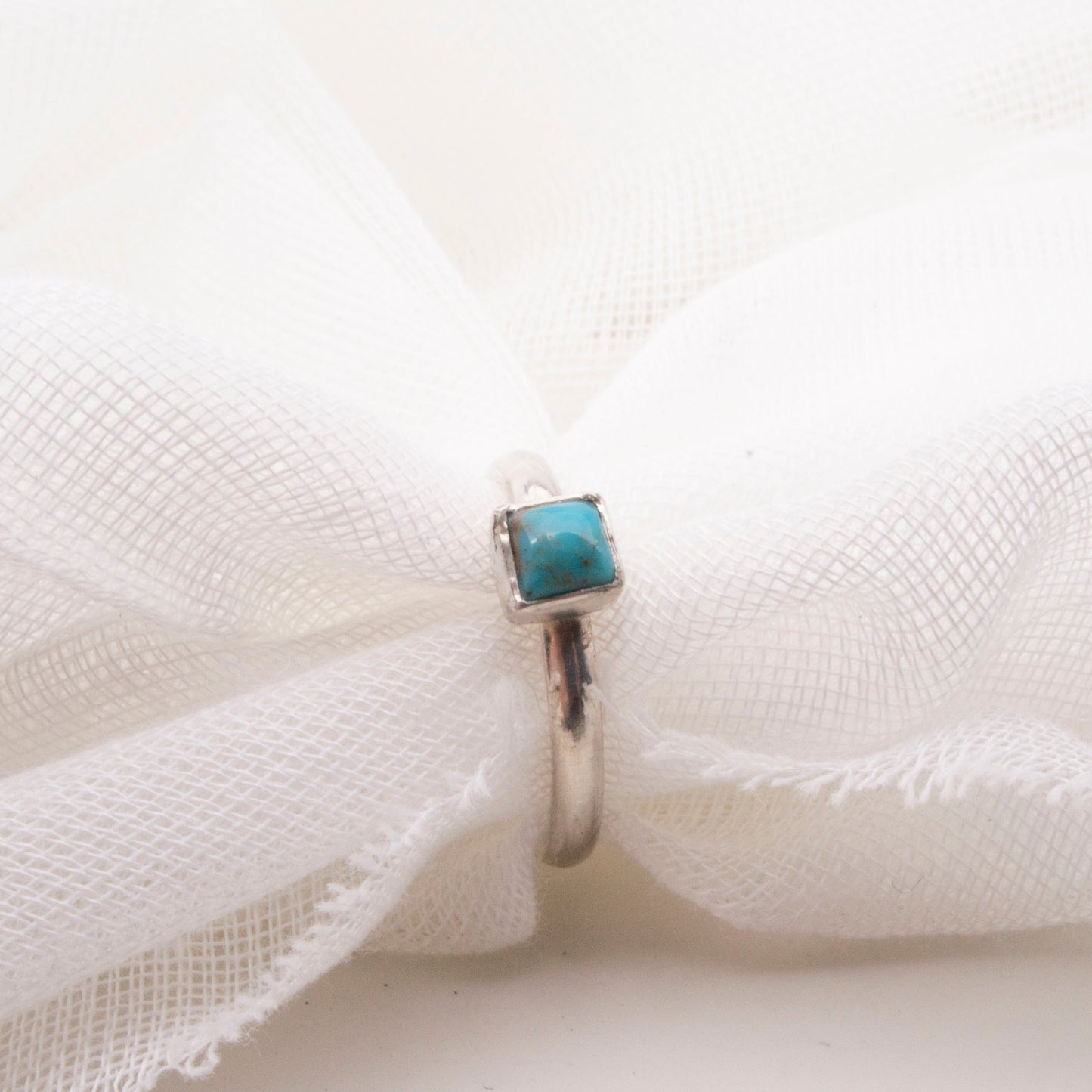 Square turquoise cabochon size J1/2