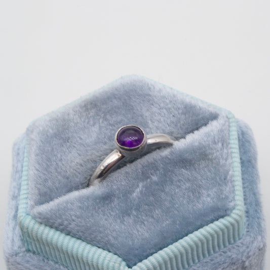Amethyst cabochon ring Size K1/2