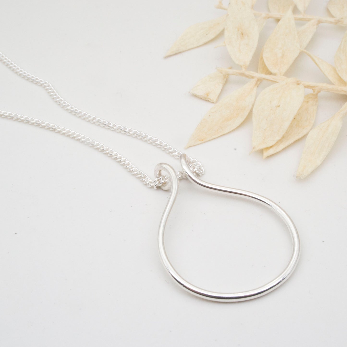 Ring holder pendant necklace