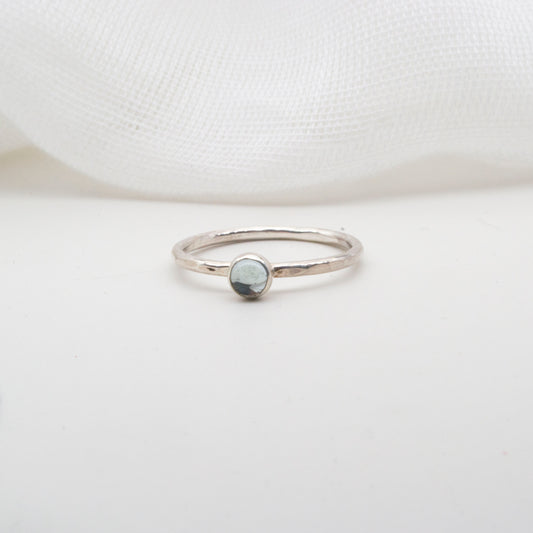 Sky blue topaz 4mm round cabochon Size M 1/2