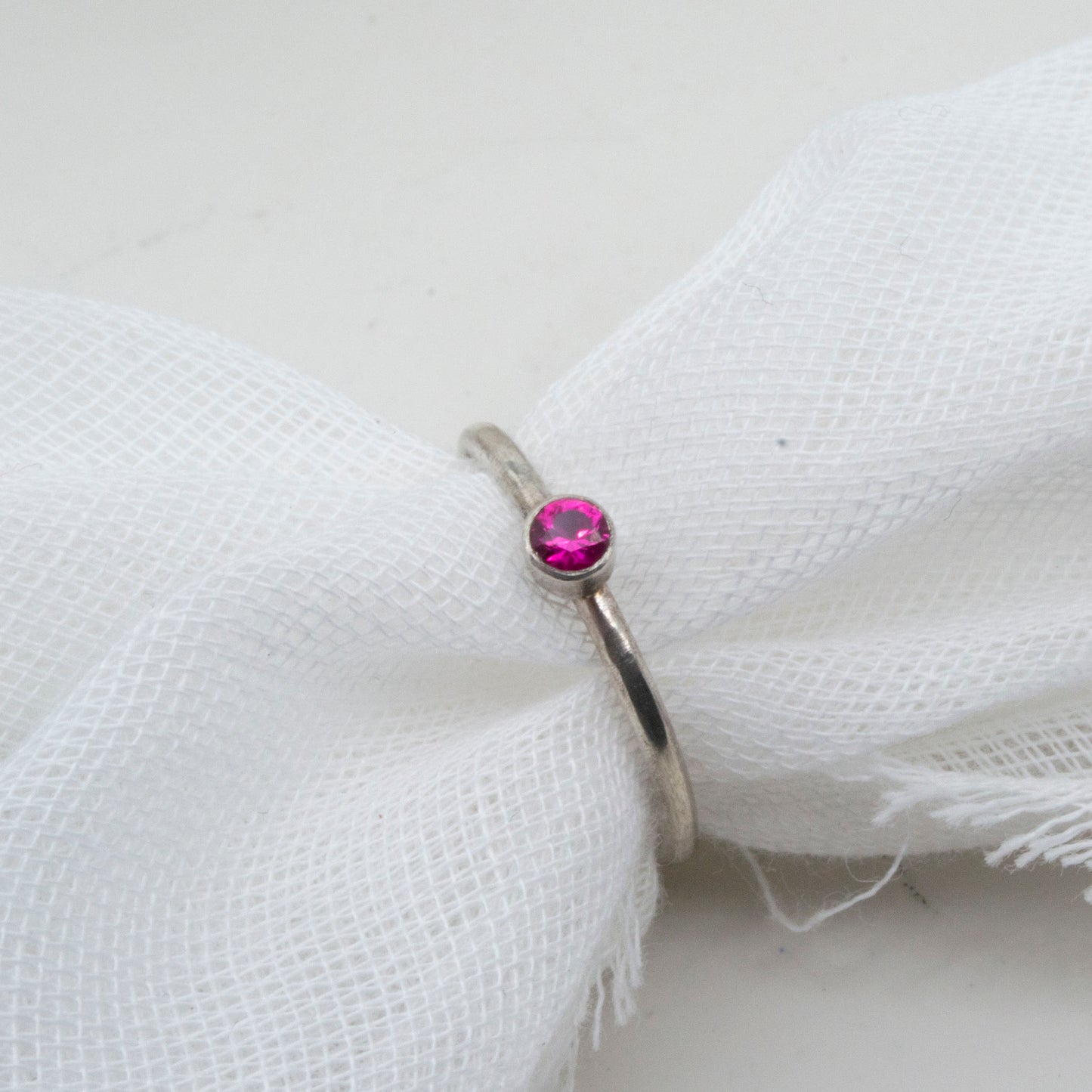 Slim lab ruby faceted 3mm ring