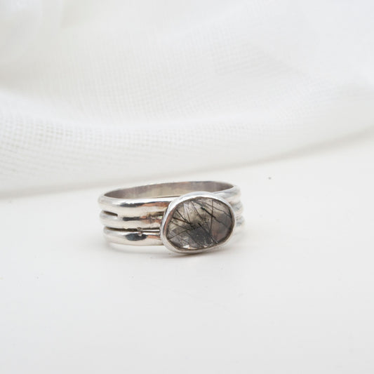 Tourmalinated quartz freeform ring Size K1/2