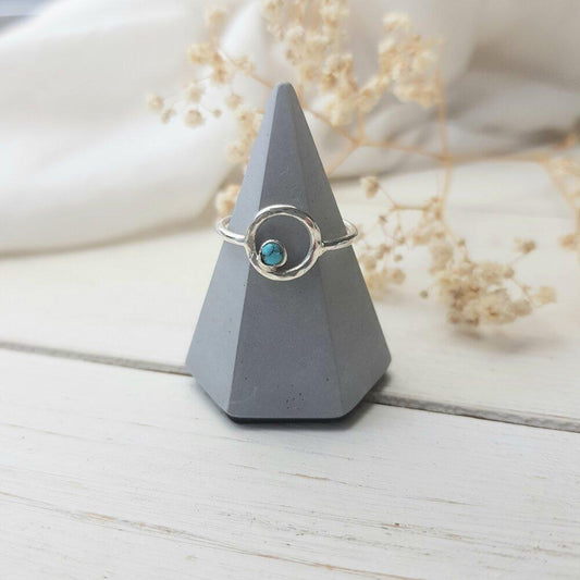 Becky Pearce Designs Simplicity circle ring with gemstone